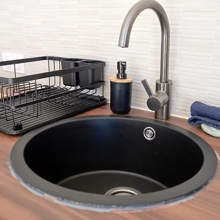 Standing - Village * Lumio (Corsica)