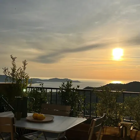 Studio Standing - Village Lumio * Lumio (Corsica)