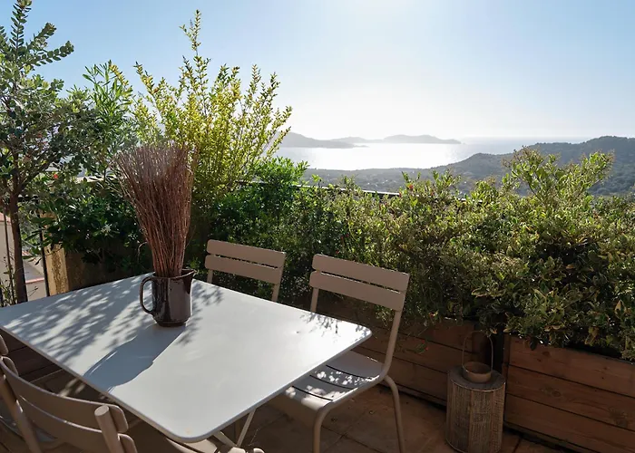 Standing - Village 루미오