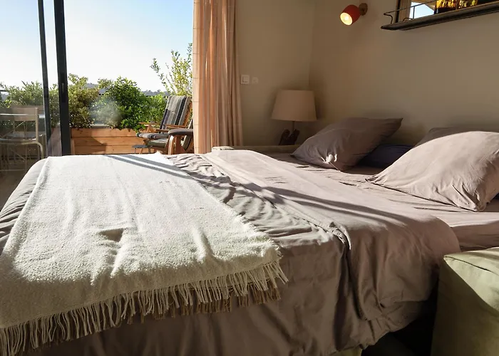 Standing - Village 아파트